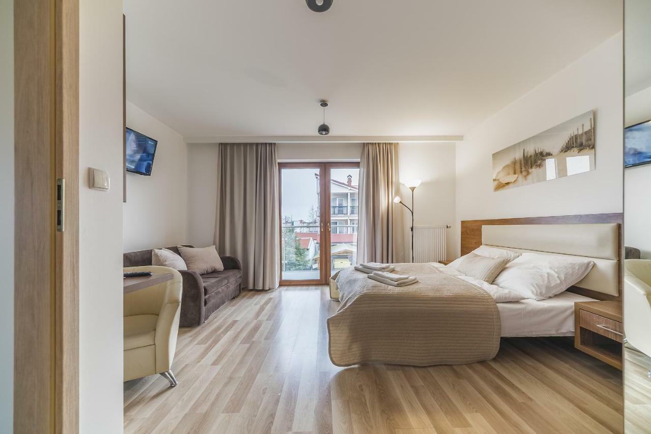 Apartamenty I Pokoje Goscinne Relax Jastarnia Exterior foto