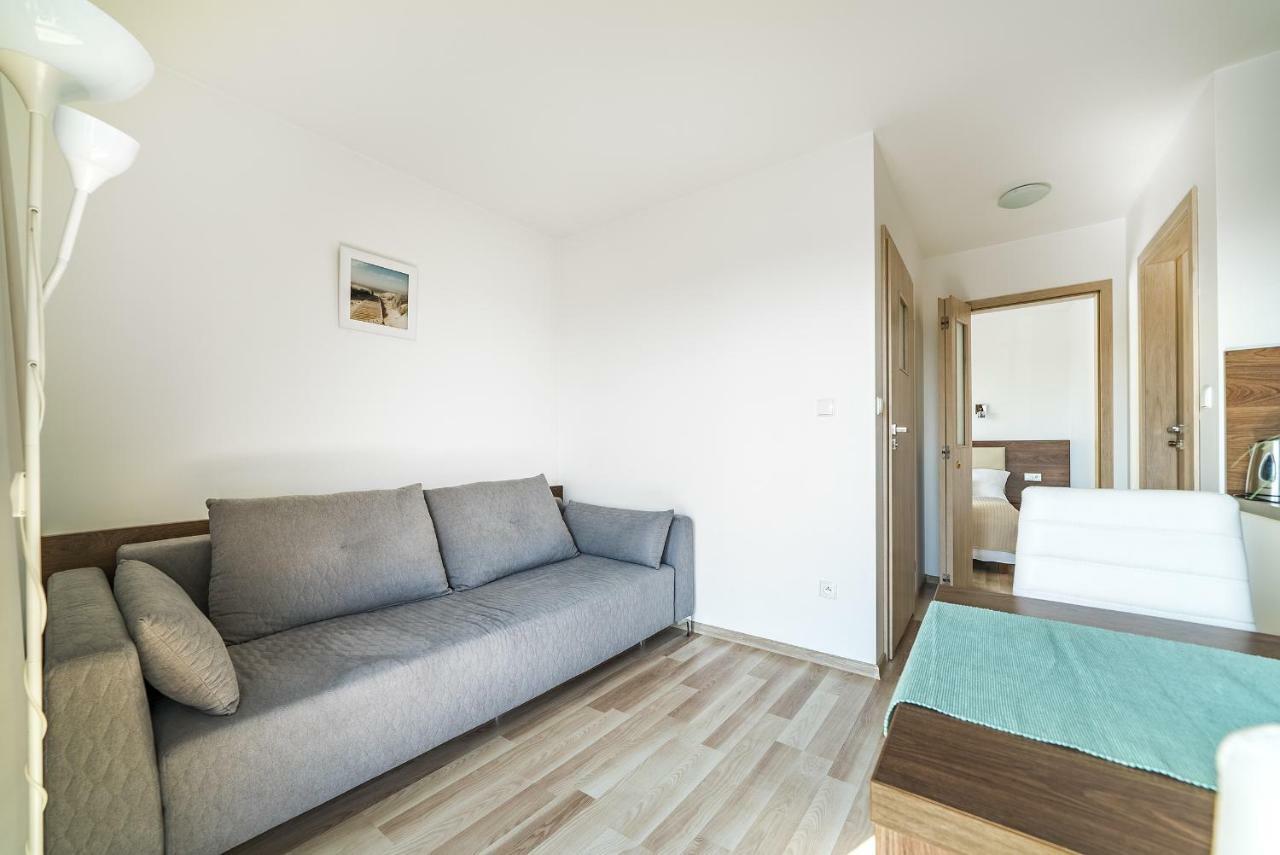 Apartamenty I Pokoje Goscinne Relax Jastarnia Exterior foto