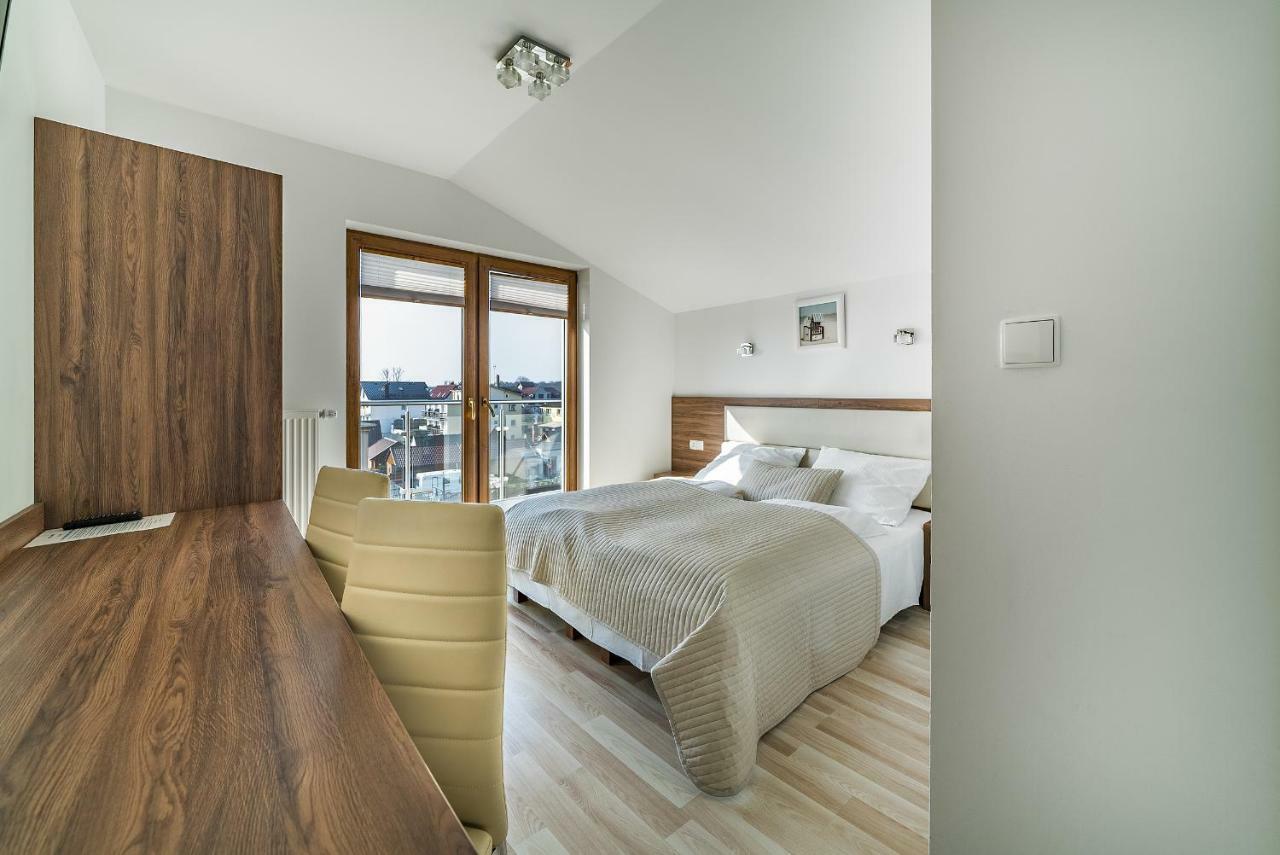 Apartamenty I Pokoje Goscinne Relax Jastarnia Exterior foto